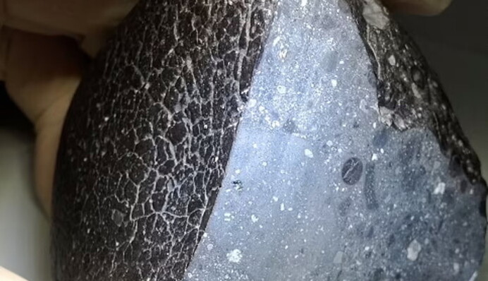 Ученые раскрыли происхождение древнейшего метеорита 