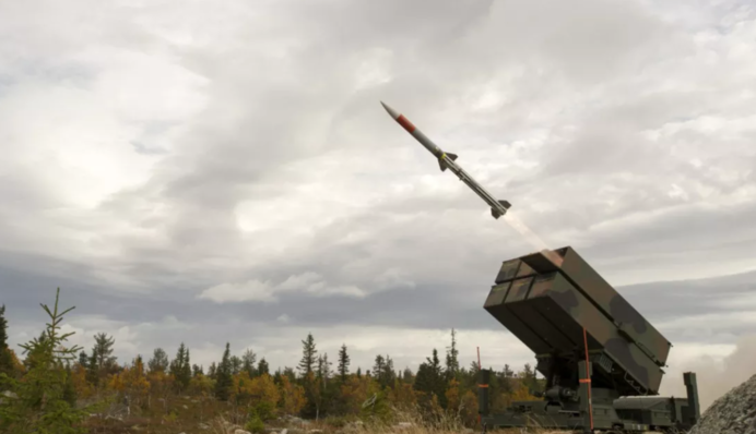 Сможет ли система NASAMS защитить украинское небо: объяснение генерала