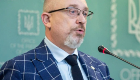 Вручение повесток в армию: министр обороны сделал резкое заявление