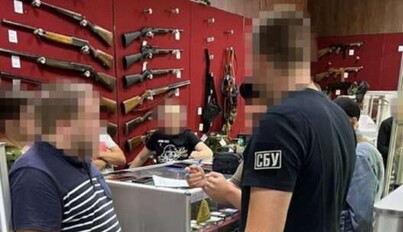 В Киеве СБУ разоблачила схему продаж военной гуманитарки на миллионы гривен: фото