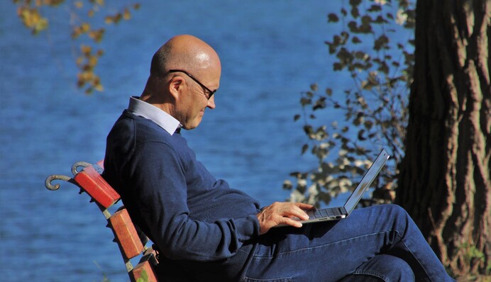 Як можна перевірити свій стаж та сплату страхових внесків: відео інструкція для пенсіонерів