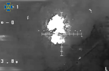 СБУ показала кадри знищення російських танків ударними дронами