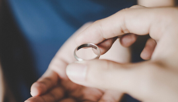 Психолог рассказала, почему разводятся пары во время войны и как это предотвратить