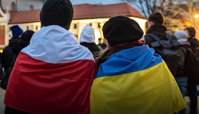 Рада узаконила особливий статус поляків в Україні: що це означає