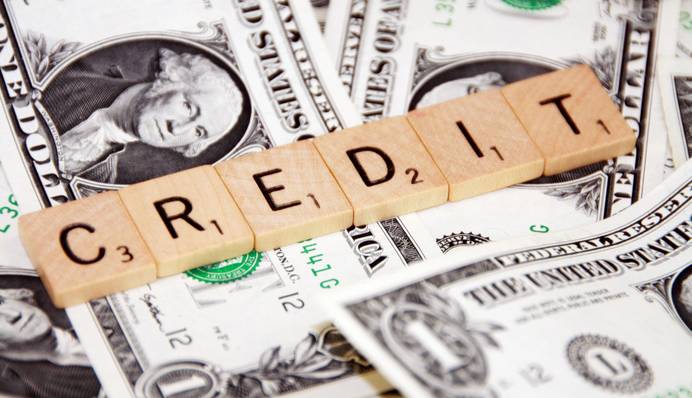 Банкам разрешили взвинтить ставки кредитов: сколько придется платить рядовым украинцам