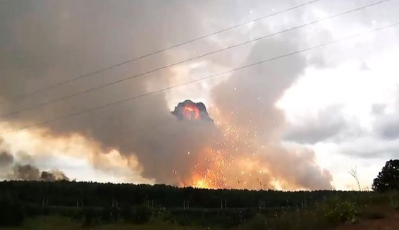 Спроба штурму на Донбасі та нові вибухи на складах окупантів: хроніка війни 6 серпня