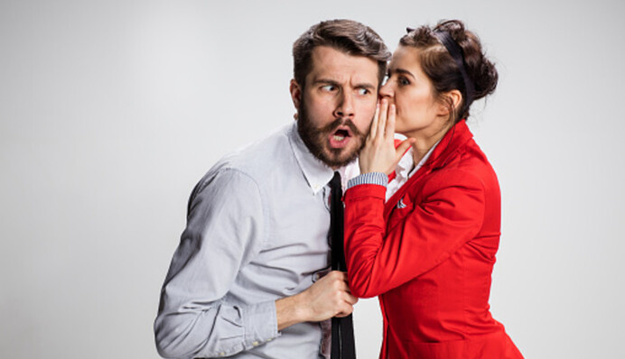 Разболтают всем вокруг: семь знаков Зодиака, которые не умеют хранить тайны