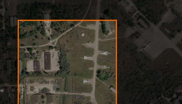 Какие самолеты находились на аэродроме под Новофедоровкой: спутниковые фото