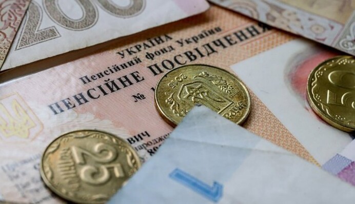 Пенсионеров годами обворовывали? Как должны взимать налоги с соцвыплат