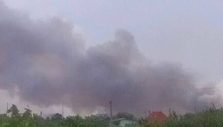 Оккупанты снова ударили по Запорожской АЭС: город накрыл плотный дым, видео