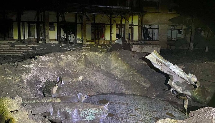 Враг нанес удар по центру Харькова: подробности и фото последствий