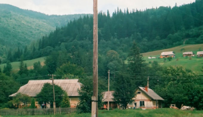 Выплаты заметно больше: какая в Украине надбавка к зарплате и пенсии в горной местности