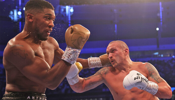 Усик - Джошуа: дивитися повне відео бою, як українець шокував світ боксу