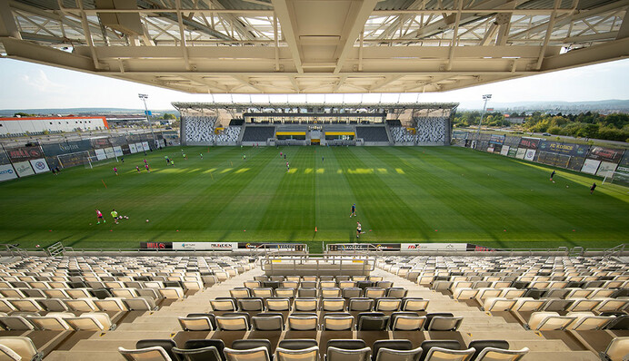 Дніпро-1 - АЕК - 1:2 перший млинець глевкий