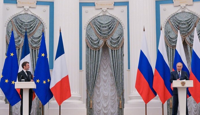 Говорили об Украине: Путин и Макрон созвонились впервые за долгое время