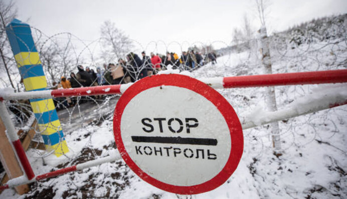 Відтермінування для рідних, що втратили, на війні: кому з них не можна виїжджати з України