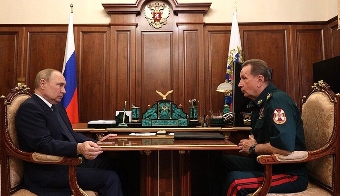 Путина снова перекосило: в общении с главой росгвардии заметили важный нюанс
