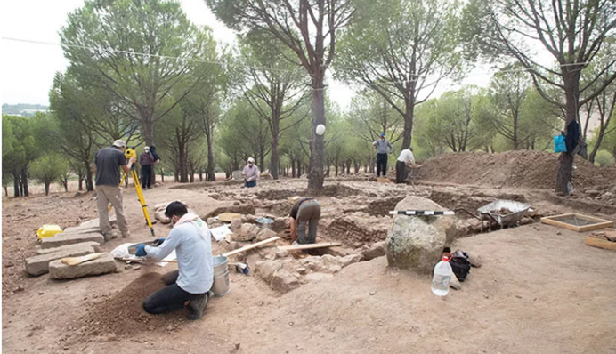 Археологи знайшли у знаменитому стародавньому місті гробницю пташиного оракула: фото