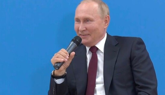 Ерзание и солдафонские шутки: Mirror поймала Путина на лжи об Украине