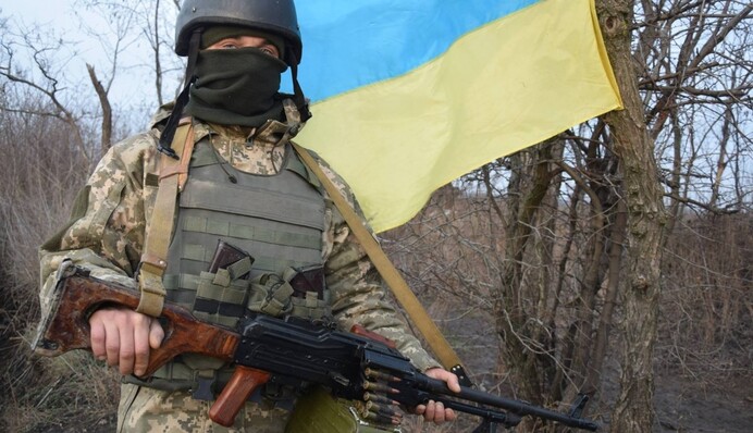 Служба за контрактом: скільки мають служити солдати та офіцери