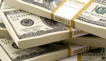 Нацбанк змінив правила продажу валюти населенню: що нового