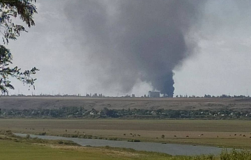 У окупантів на Миколаївщині знову гаряче: фото "бавовни" на військовій базі