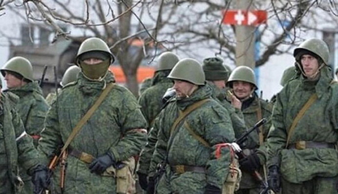 Як правильно здатися в полон: ЗСУ б'ють по окупантах агітснарядами, відео