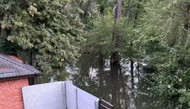 Замість автомобілів - надувні човни: як виглядає Кривий Ріг після удару по греблі