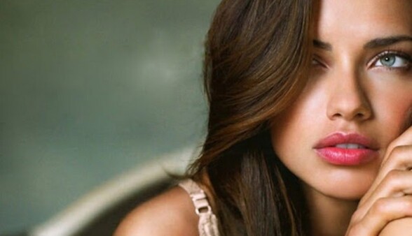 У Дев - личная жизнь, у Львиц - провокации на работе: женский гороскоп на неделю для всех знаков Зодиака