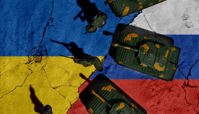 РФ хоче виграти час для двох завдань: експерт розповів, за рахунок чого окупанти хочуть 