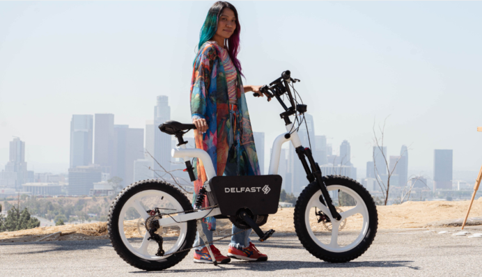 От Киева до Житомира довезет без остановки: в Украине создали любопытный электробайк, фото