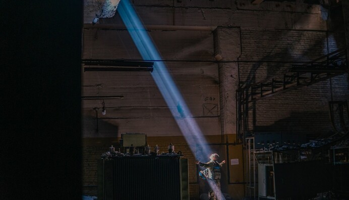 Жахіття "Азовсталі": у Києві представили фото легендарного "Ореста" з Маріуполя