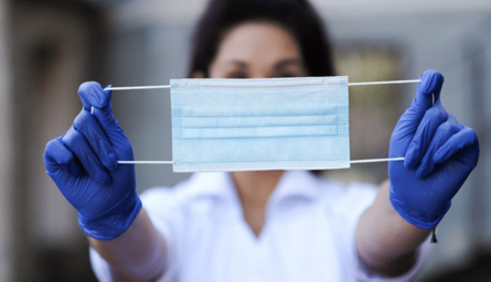 Киян закликали повернутися до маскового режиму