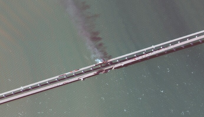 Вибух на Кримському мості: з'явилися фото, зроблені з космосу