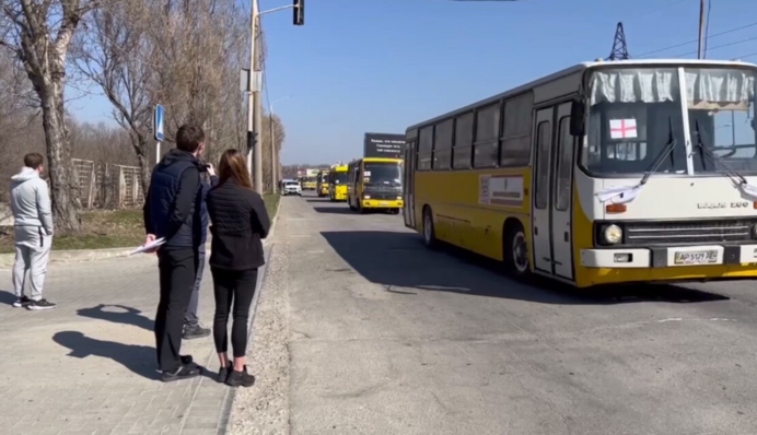 Розвертають на блокпостах: окупанти не випускають навіть колишніх працівників ЗАЕС