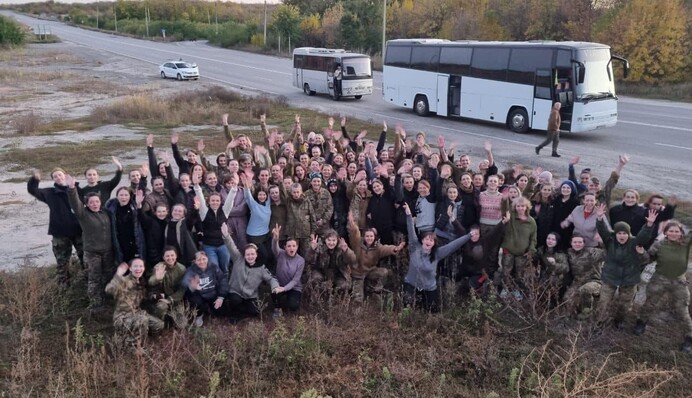 Из российского плена освобождены 108 украинок: фото, видео и все подробности