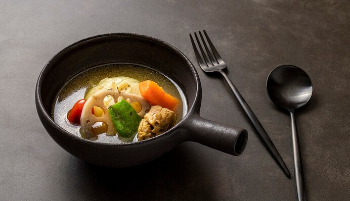 Не только польза: врач назвала недостатки ежедневного употребления супа