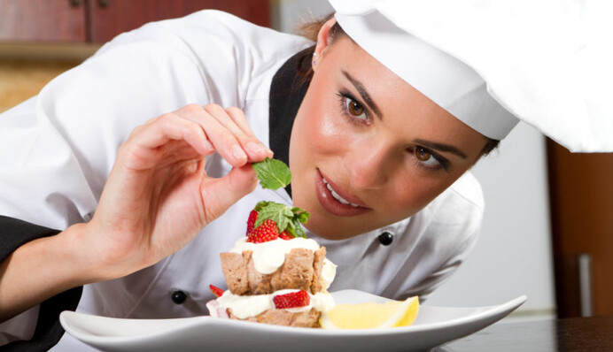 З днем кухаря! Найкращі листівки та привітання у віршах та прозі