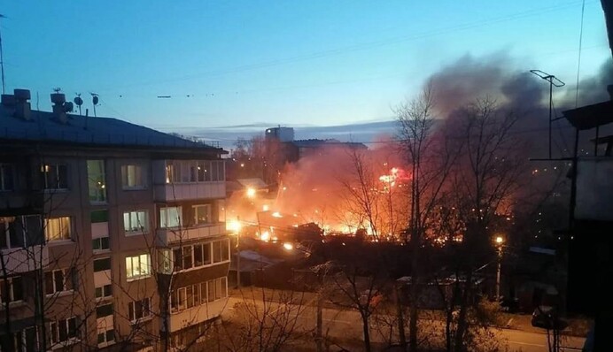 В России упал военный самолет Су-30: фото и видео с места катастрофы