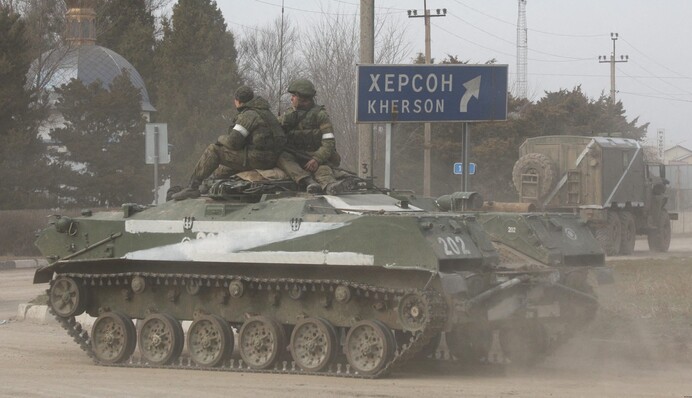 Бої за Херсон: чи окупанти триматимуть оборону і куди можуть піти ЗСУ