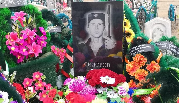 В Україні вже навоювалися: у Бурятії почали ховати мобілізованих, фото