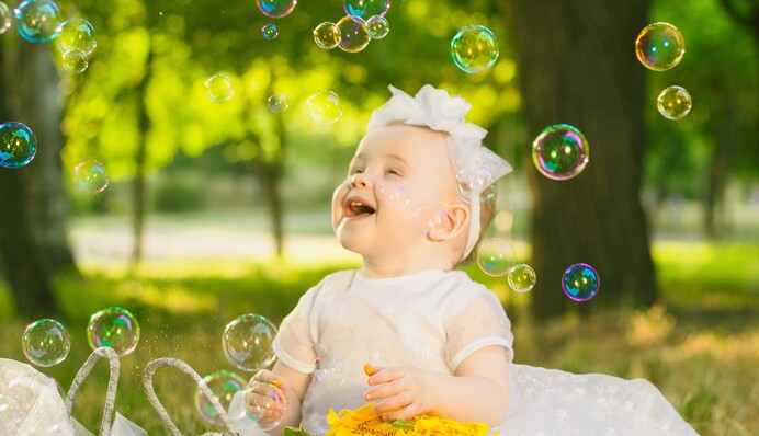 Як назвати дитину в 2023 році: гарні та рідкісні імена для дівчаток