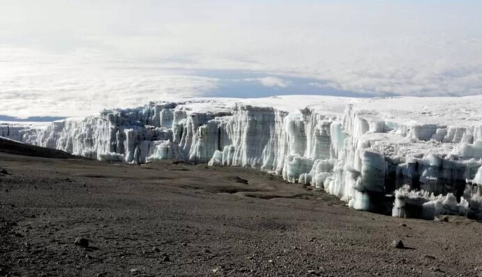 Єдиний льодовик в Африці може зникнути: вчені назвали дату