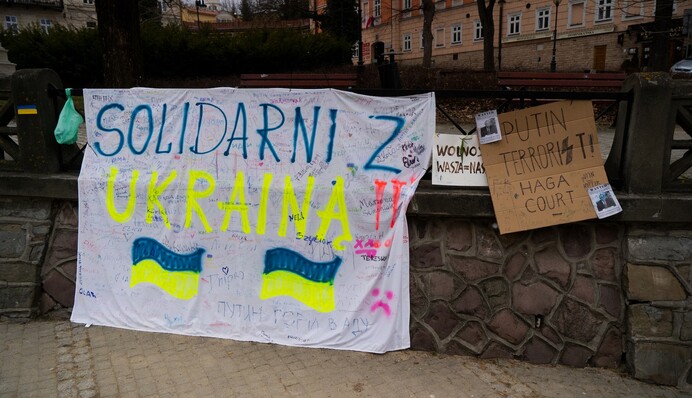 В Польше расширили помощь украинским беженцам: кто может получить 710 злотых