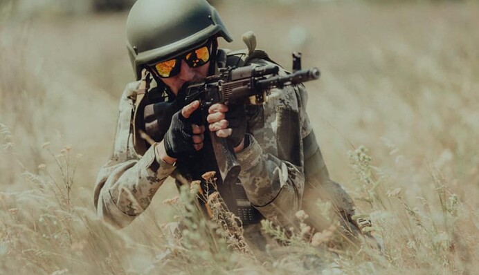 Яка зараз ситуація в Україні на східному та південному фронтах: онлайн-карти боїв