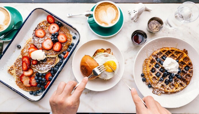 Как улучшить пищевые привычки и сделать их здоровыми: советы диетолога