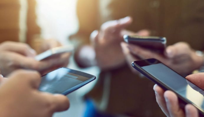 Оператор мобільного зв'язку не є важливим: як підключитися до національного роумінгу при збоях мережі