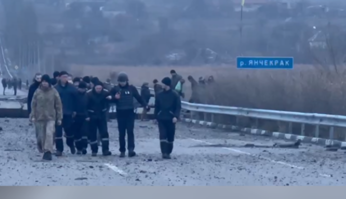 Из российского плена вернулись ещё 35 украинских военных: фото и видео