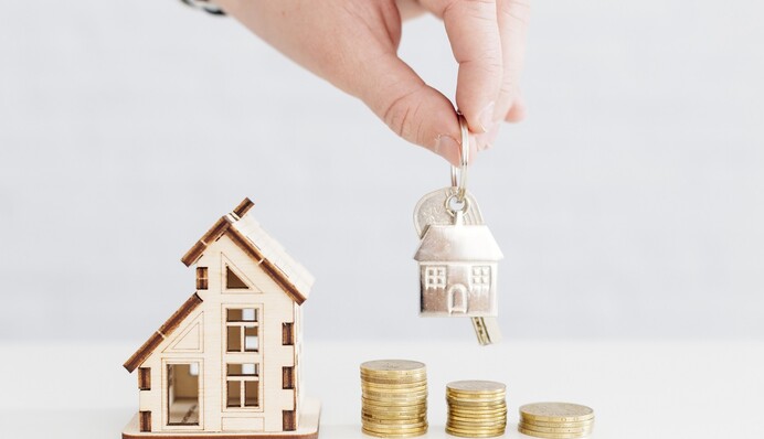 Кто из украинцев подал заявку на льготную ипотеку: названы категории и цифры