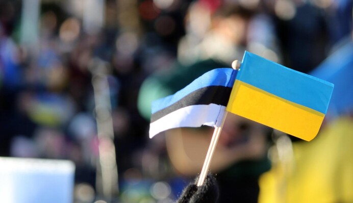 Касается жителей 9 областей: украинцам начали платить по 2200 гривен ежемесячной помощи во время войны